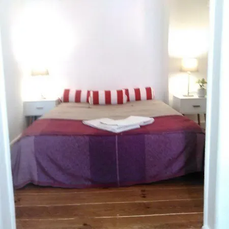 Inglesinhos 1 Apartman *
